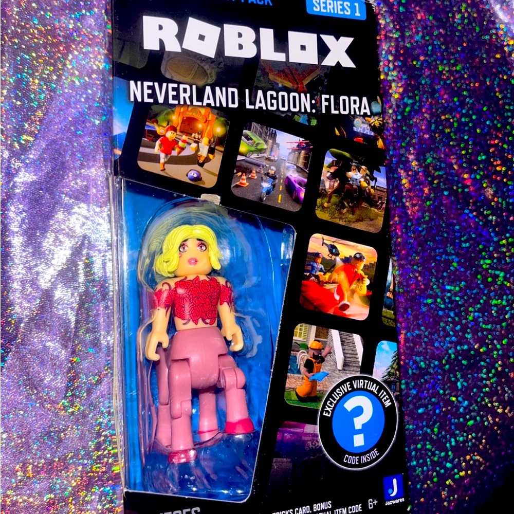 Roblox: series 1 Flora